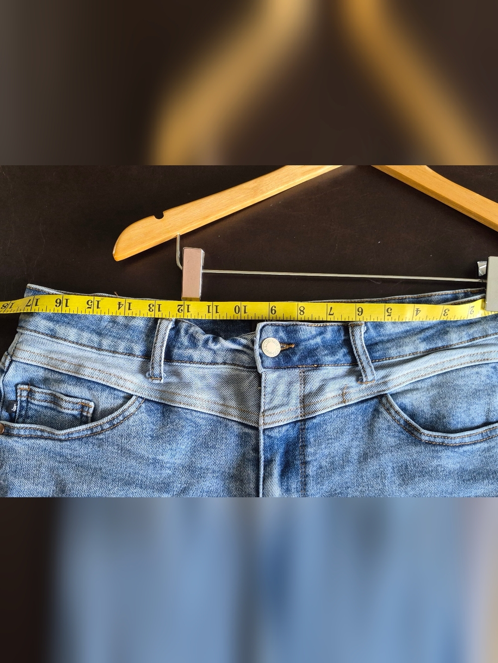 Judy Blue Twice As Much Full Size Run Two-Tone Yoke Shorts 1XL - Picture 10 of 12
